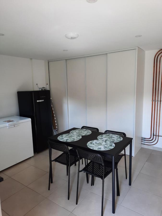 Chez Marina Apartment Saint-Saturnin  Bagian luar foto